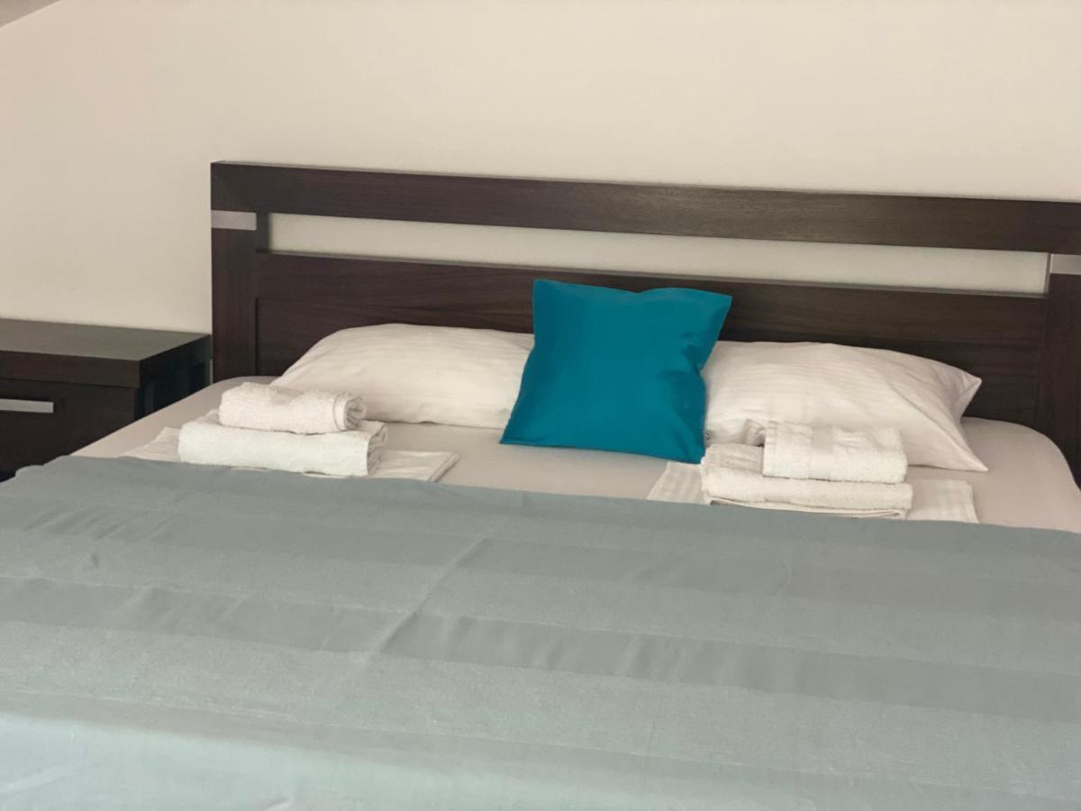 Apartment Adok