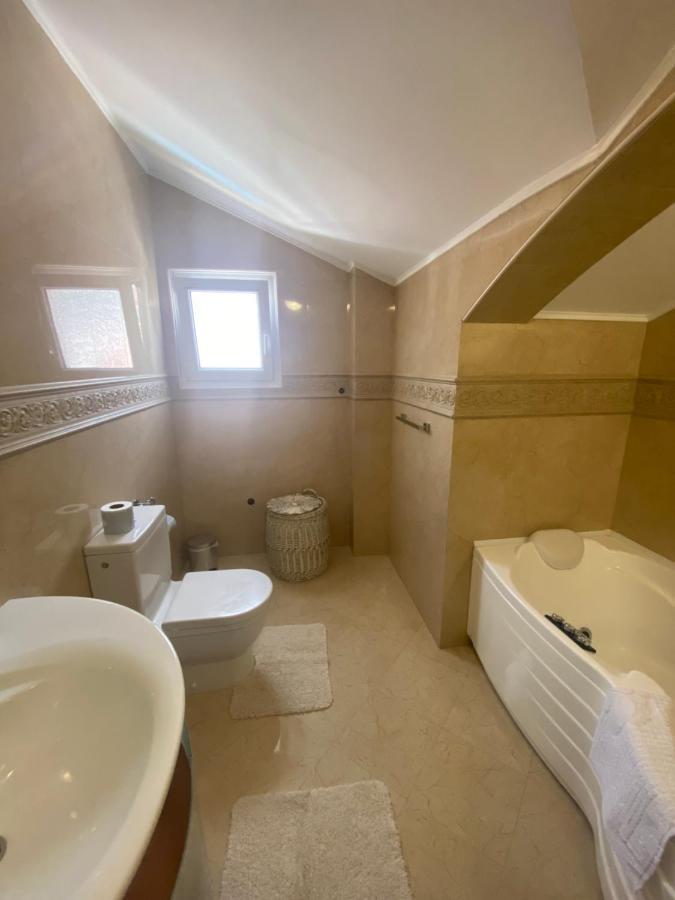 Apartment Adok