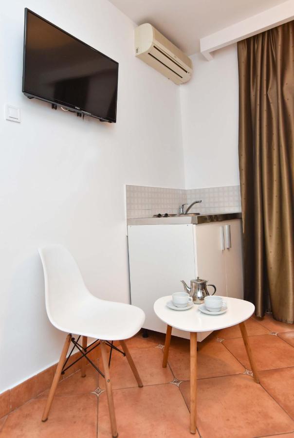 Adok Apartment