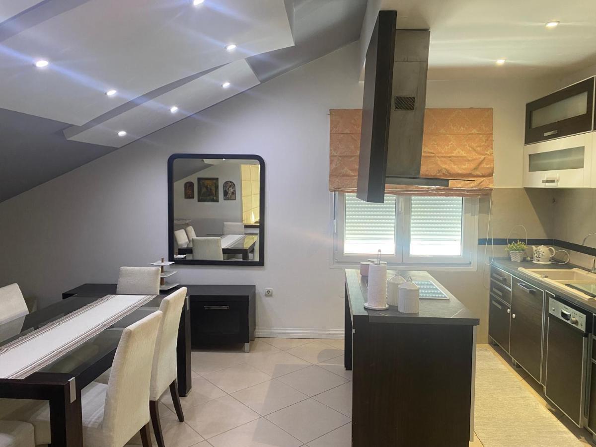 Apartment Adok *