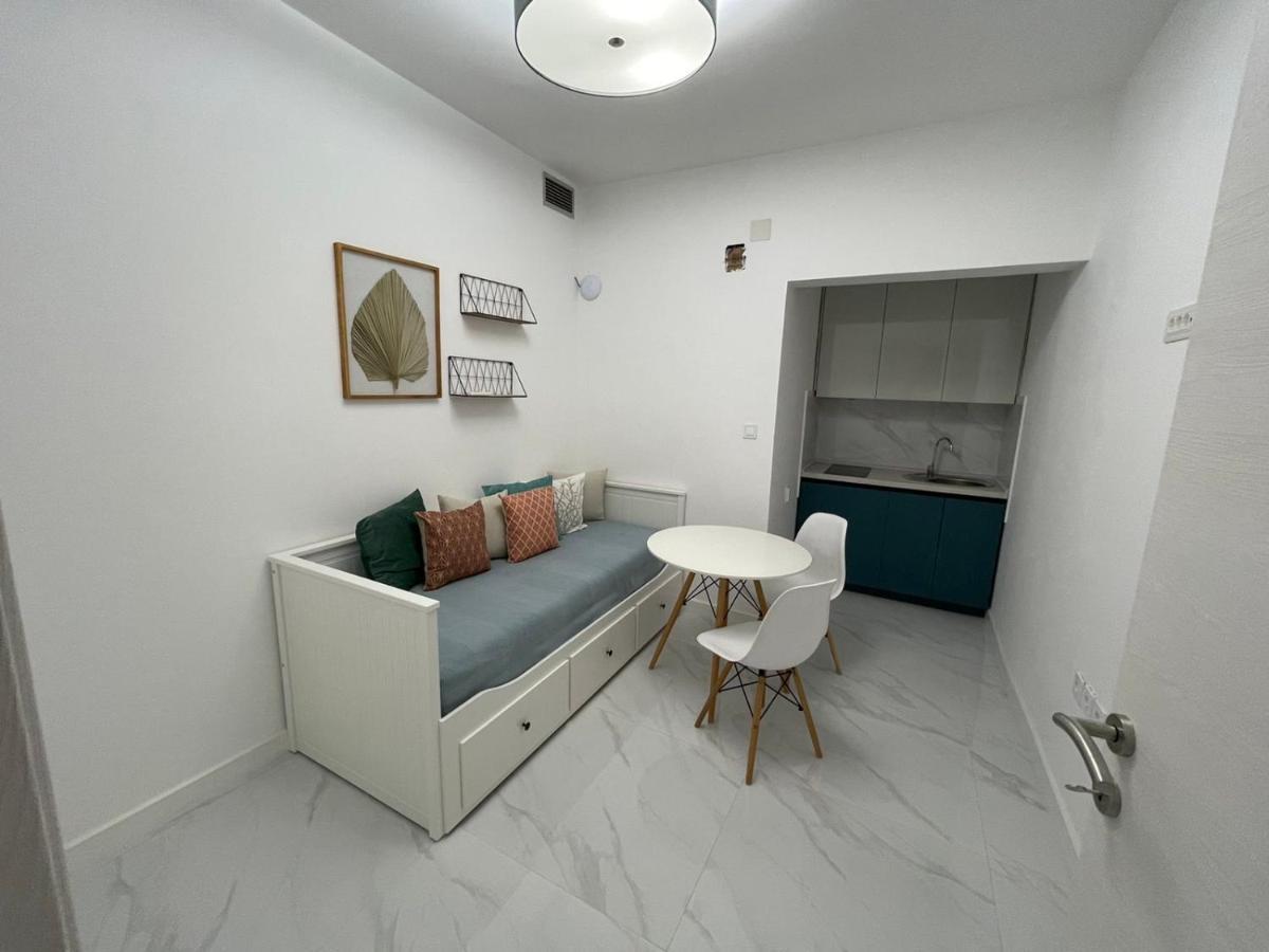 Adok Apartment *