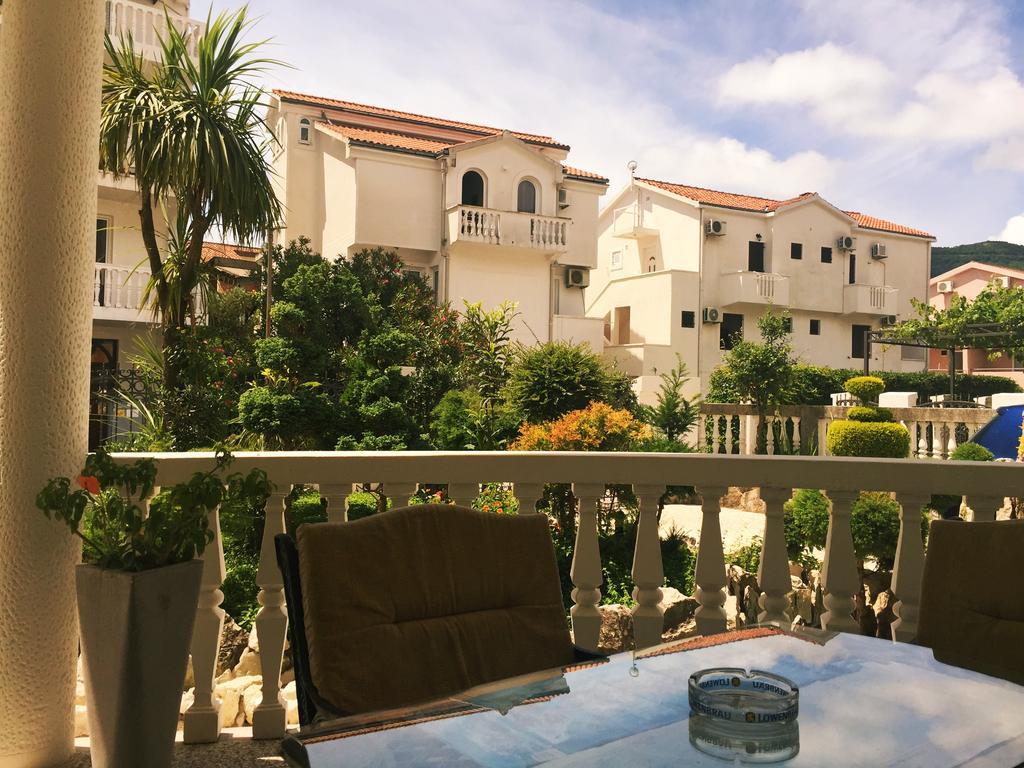 Apartment Adok
